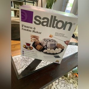 BRAND NEW! S’mores and Fondue Maker